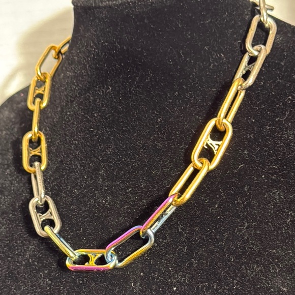 LIMITED LOUIS VUITTON BIG Multicolor Chain Link Necklace - Picture 5 of 10